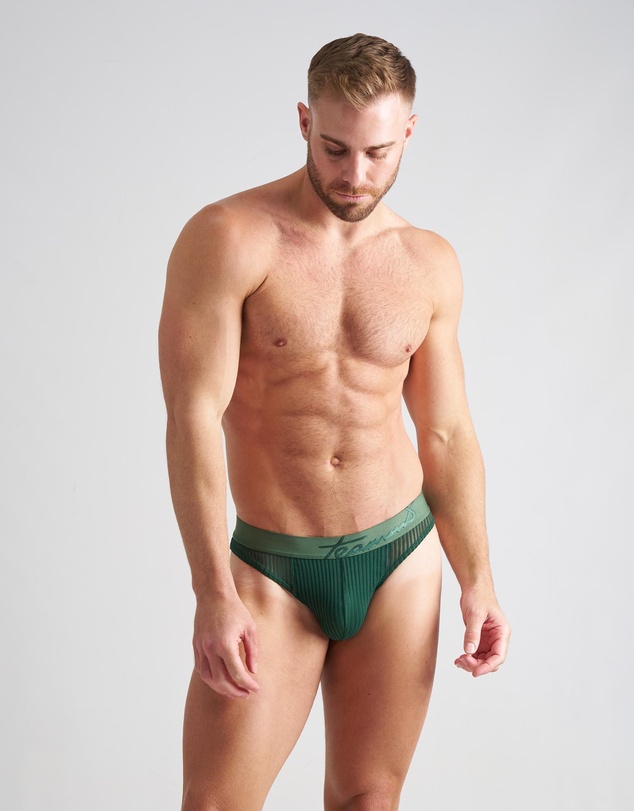 TEAMM8 - Casanova Thong