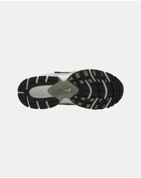 Nike - V5 RNR - Women's