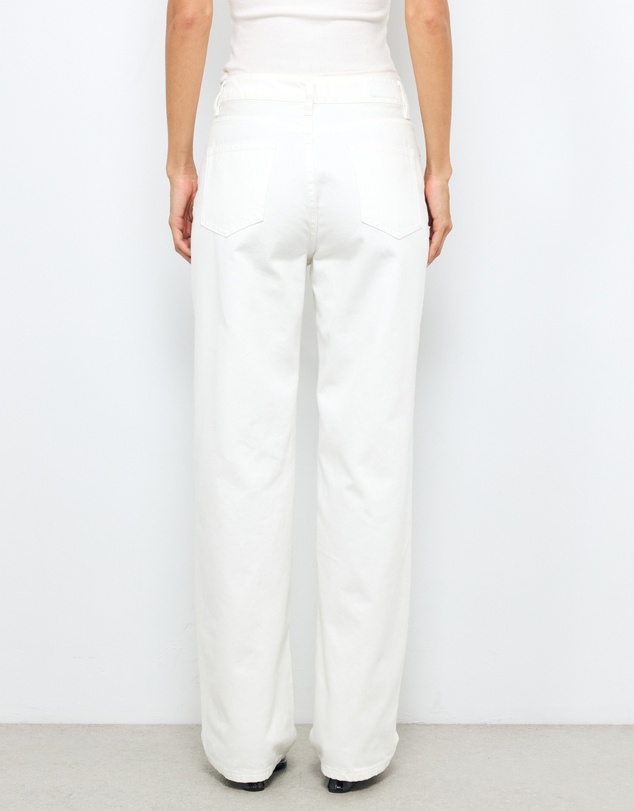 AERE - Aurelia Straight Leg Jeans