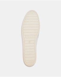 GUESS - Baylon Loafers