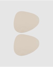 Lilly + Dash - Dog & Cat Asymmetric Placemats - Sand
