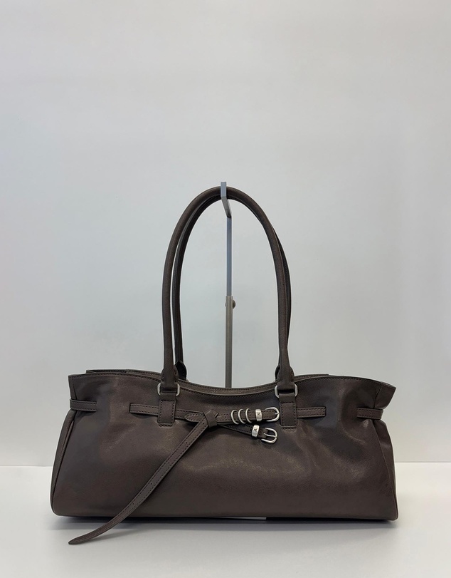 MARGESHERWOOD - Soft Grandma Shoulder Bag