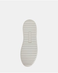 Steve Madden - On-Stage2.0 White Gold Sneakers