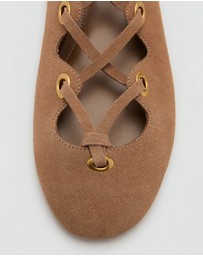 M.N.G - Lace Leather Flat