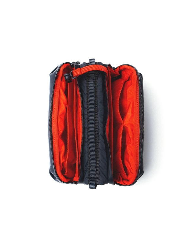 Topologie - Bottle Sacoche Medium - Puffer