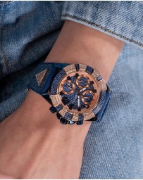 GUESS - ICONIC 40TH Denim 39mm Rose Gold-Tone Case Blue Silicone Strap