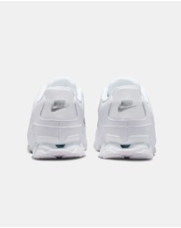 Nike - Reax 8 LTR - Women's