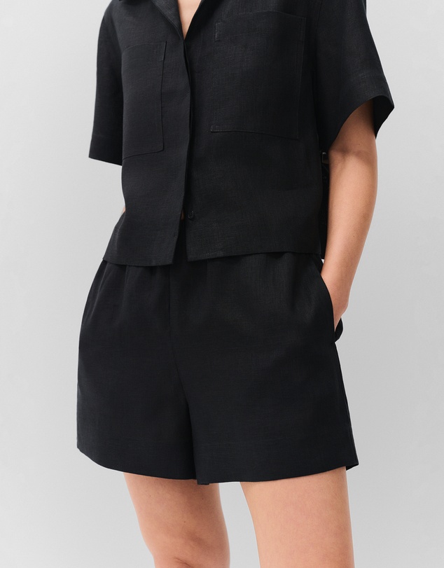 UNISON - Essential Linen Short