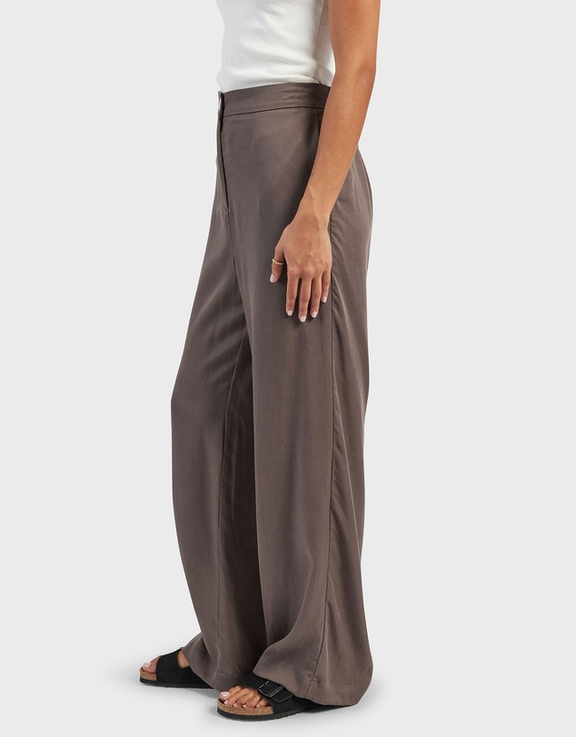 Academy Brand - Greta Relaxed Trouser