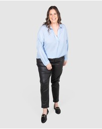 Love Your Wardrobe - Parker PU Coated Jeans