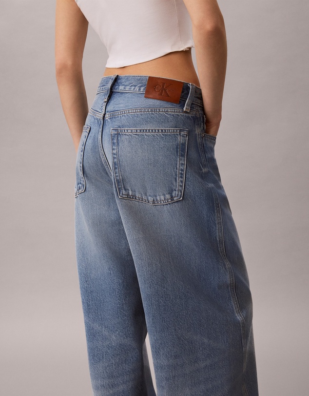 Calvin Klein Jeans - Twisted Seam Low Rise Baggy Jeans