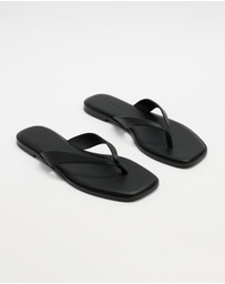 AERE - Flat Leather Thongs