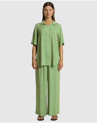 JETS - Mattala Geo Short Sleeve Shirt