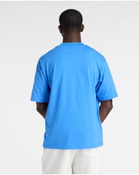 New Balance - Ghica Line Up Oversized T-Shirt