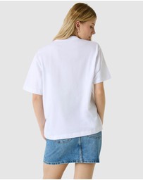 GUESS - GUESS JEANS Oversized American Tradition T-shirt