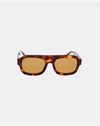 Soda Shades - Rozalia Russia x Soda Shades - Shade 004 Rich Tortoise