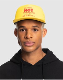 Quiksilver - Quiksilver X Stranger Things Surfer Boy Trucker Hat