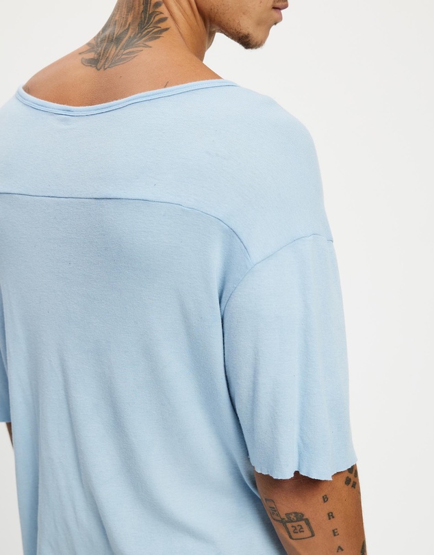 Surrounded By Ghosts - The Arsenic Relaxed Rib Knit Long Tail T-Shirt