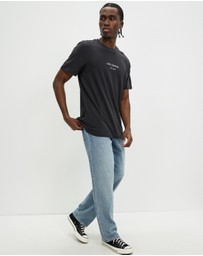 Lee - Classic Embroidery Tee