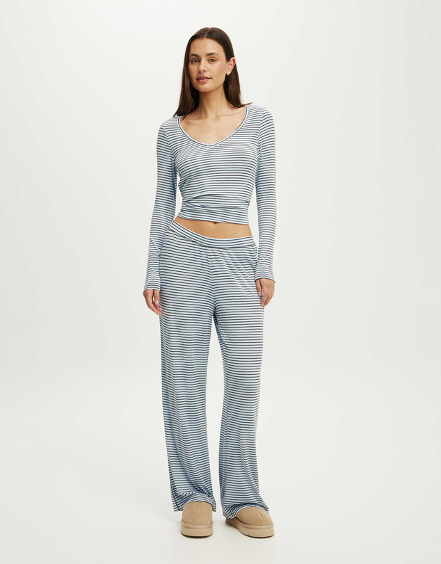 Cotton On Body - Airy Soft Lounge V Neck Long Sleeve