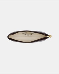 Oroton - Naia Textured Clutch