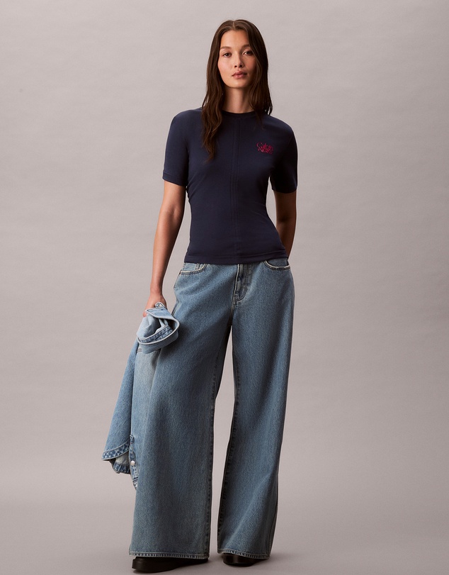Calvin Klein Jeans - Script Logo Graphic Gathered T-Shirt