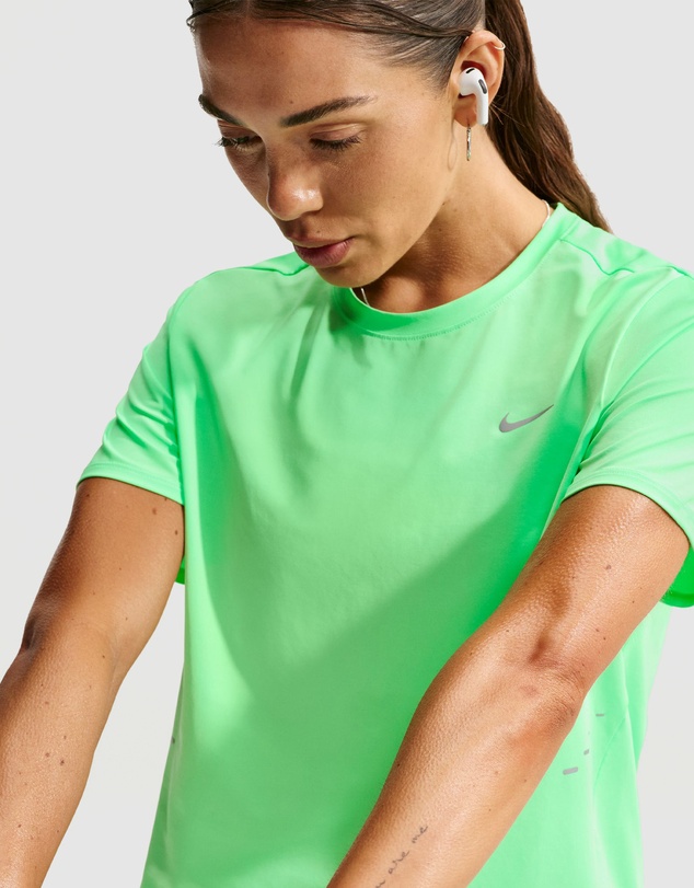 Nike - Swift Dri-FIT SS Running Top