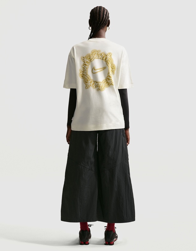 Nike - NSW SS Tee OS JDI Script