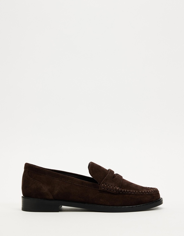 AERE - Suede Loafers