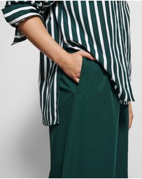Commonry - Jemma Pant