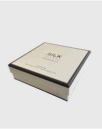 SILK MAGNOLIA - 100% Cashmere Baby Bonnet