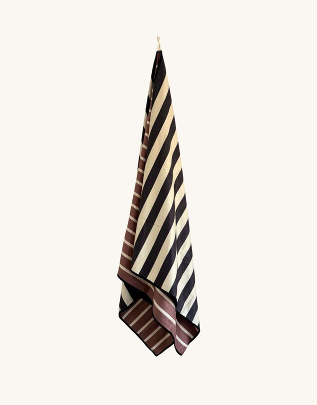 Sand Society - Monochrome Lite Sand Free Beach Towel