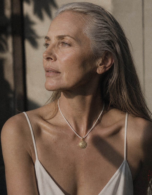 Haze & Glory - ICONIC EXCLUSIVE - Necklace Rainbow Shell Ribbon 925 Sterling Silver Gold-Plated