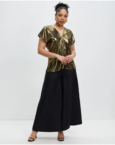 The Social Outfit - Karen Top