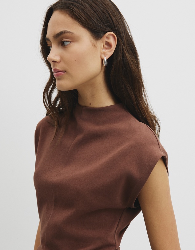 Country Road - Extend Shoulder Top