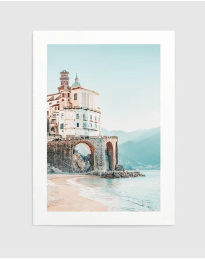Olive et Oriel - Amalfi Sunsets II Art Print
