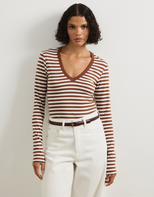 Atmos&Here - Deep V-Neck Long Sleeve T-Shirt