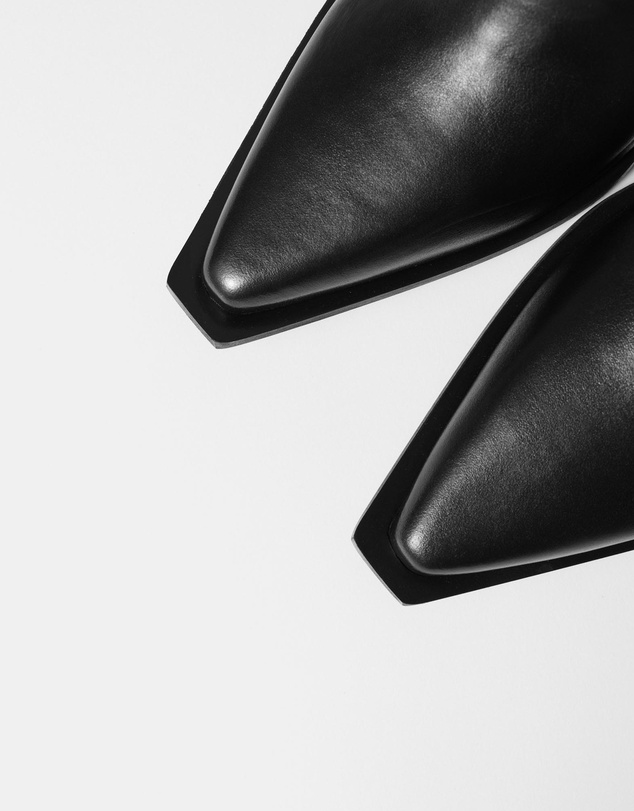 & Other Stories - Sleek Leather Cowboy Boots