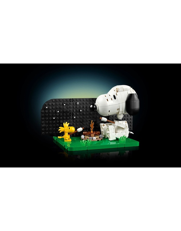 LEGO - 21368 Peanuts: Snoopy's Doghouse