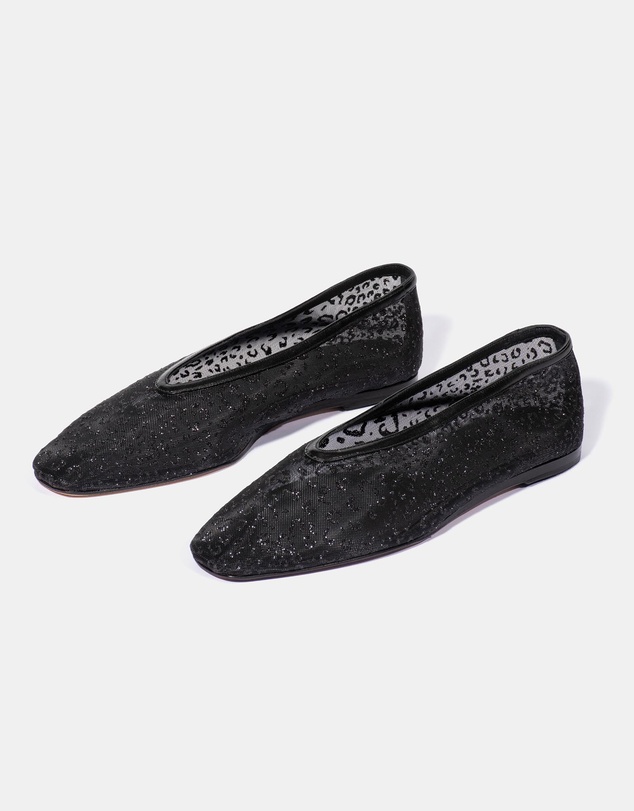 DoF Studios - Maison Slippers