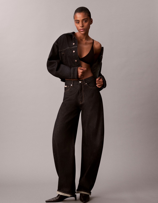 Calvin Klein Jeans - High Rise Barrel Jeans