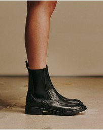 Beau Coops - Jadie Chelsea Boots
