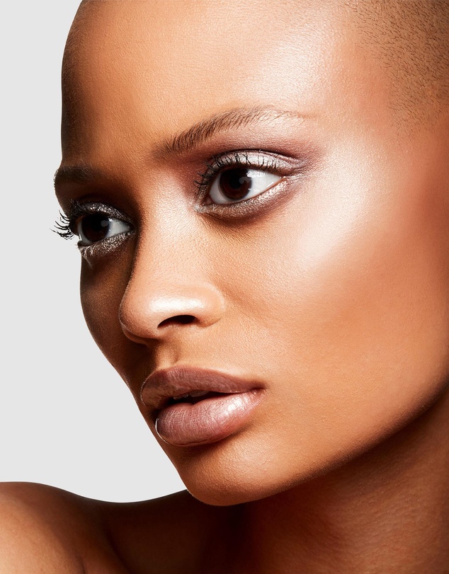 MAC - Extra Dimension Skinfinish