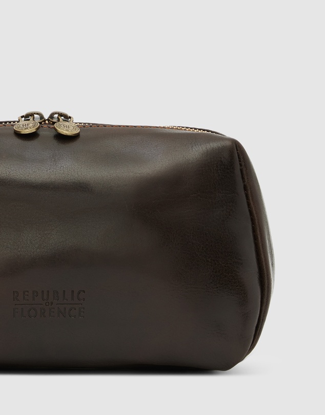 Republic of Florence - The Otto Chocolate Leather Dopp kit