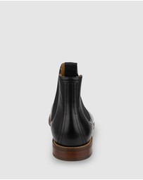 Florsheim - Rucci Chelsea Boot in Black