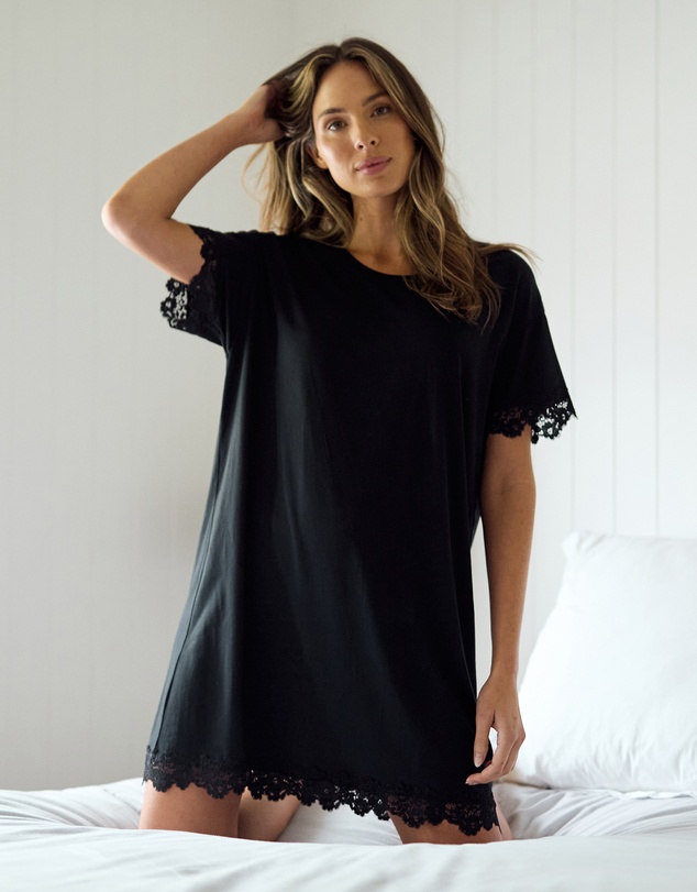 UNE PIECE - Lace Trim Modal Tee Nightie
