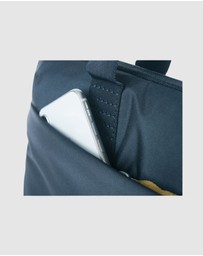 Tucano - Tucano Smilza Super Slim Laptop Bag Blue for 14 Inch Laptops and MacBook Pro with Strap and Pocket