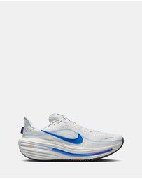 Nike - Winflo 12 - Men's