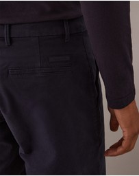 Calvin Klein - Modern Twill Slim Chino Shorts