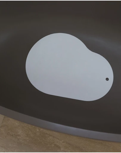 DESIGNSTUFF - CURV Silicone Non-Slip Bath Mat
